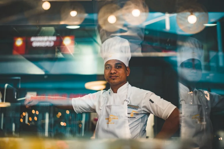 Pobočka Černý Most uzavřena 11. – 12. listopadu